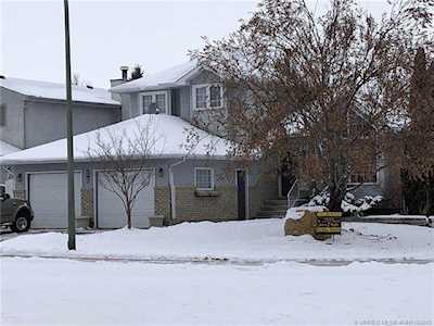 30 NE Partridge St Medicine Hat, AB T1C 1
