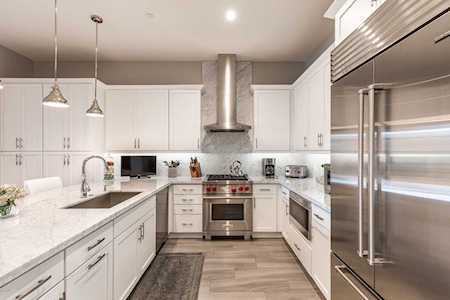 6166 N Scottsdale Road #C2008 Paradise Valley, AZ 85253
