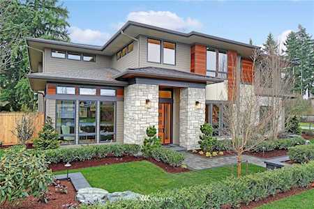 9812 NE 28th St Bellevue, WA 98004