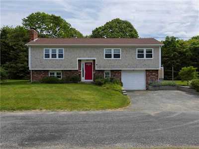 10 Leeward LANE South Kingstown, RI 02879