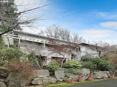 4839 SW Patton Rd Portland, OR 97221