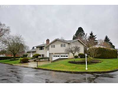 8612 NW 6th Ave Vancouver, WA 98665