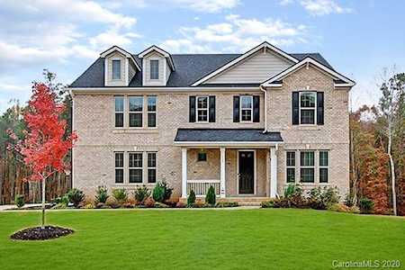 319 S San Agustin Dr Mooresville, NC 28117