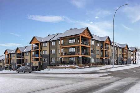 103 Valley Ridge Manor NW #203 Calgary, AB T3B 6C5