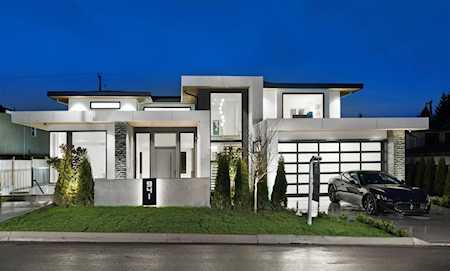 941 Beaconsfield Road North Vancouver, BC V7R 1S7