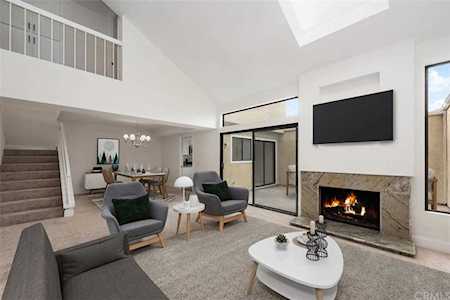 19 Grenache #71 Irvine, CA 92614