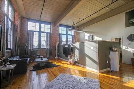 685 Social ST, Unit#114 #114 Woonsocket, RI 02895