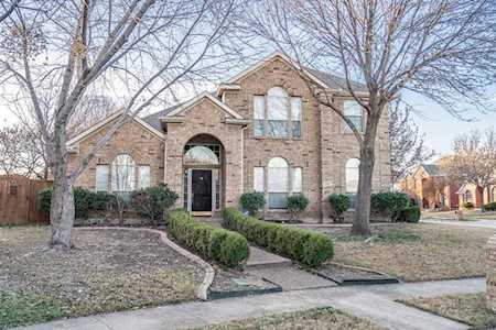 240 Hope Circle Murphy, TX 75094