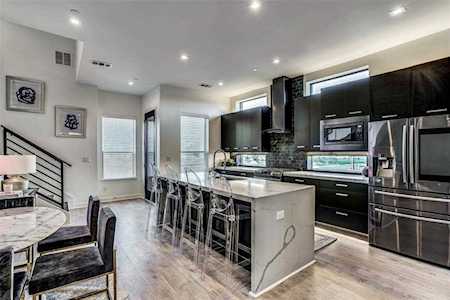 2000 Park Avenue #109 Dallas, TX 75215