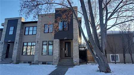 451 22 Avenue NW Calgary, AB T2M 1N4
