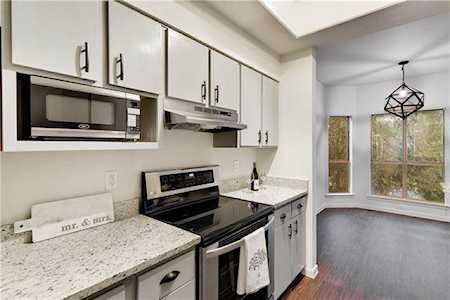 6000 Shepherd Mountain Cv #1604 Austin, TX 78730