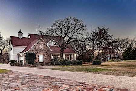2001 Highland Village Road Highland Village, TX 75077