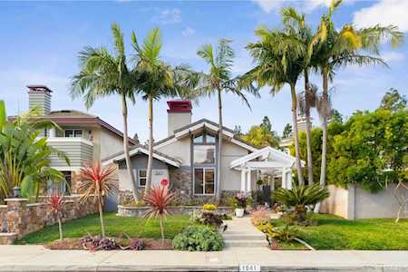 1941 Pine Street Huntington Beach, CA 92648
