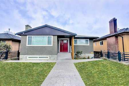 2836 E 45th Avenue Vancouver, BC V5R 3C4