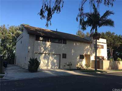 308 California Street Huntington Beach, CA 92648