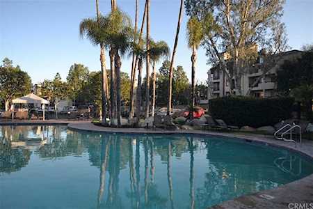 21400 Burbank Boulevard #319 Woodland Hills, CA 91367
