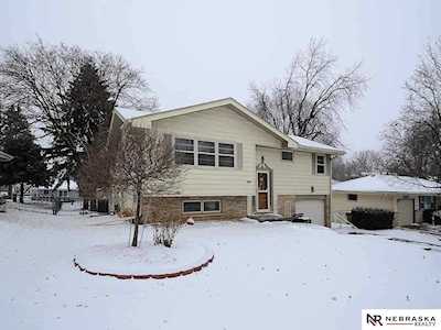 3805 Groves Rd Bellevue, NE 68147