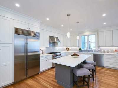 1 Elm St #1 Newton, MA 02465
