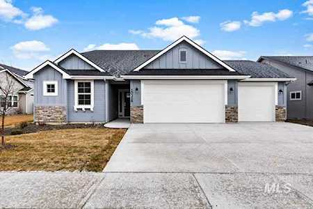 10326 Baker Lake Street Nampa, ID 83687