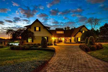 6108 Dartmoor Court Orlando, FL 32819