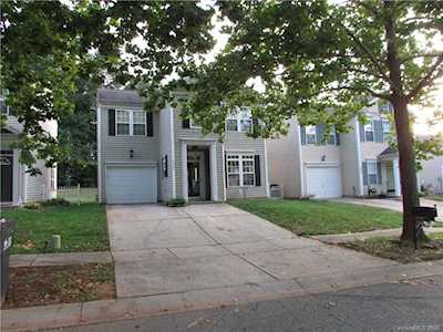 2642 Oasis Ln Charlotte, NC 28214