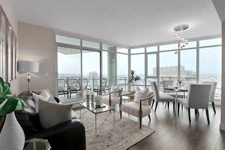 2008 Rosser Avenue #3209 Burnaby, BC V5C 0H8