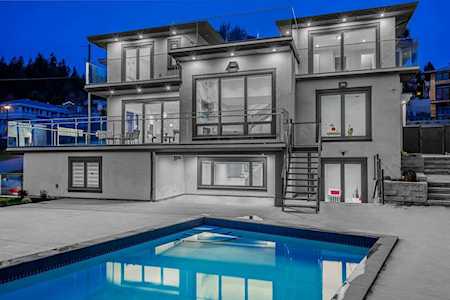 1490 Tyrol Road West Vancouver, BC V7S 2L6