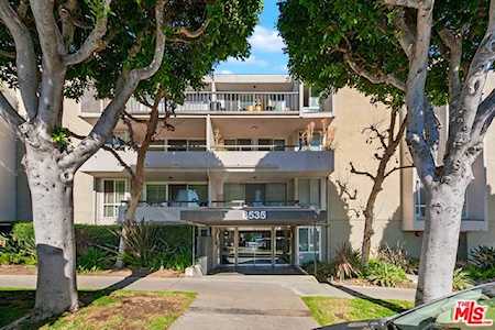 8535 W West Knoll Drive #217 West Hollywood, CA 90069