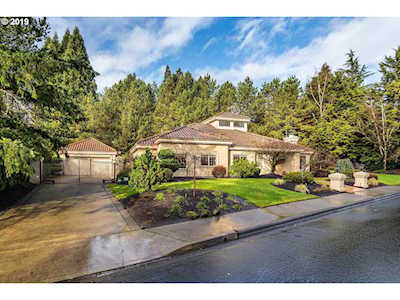 12815 NW Creekside Dr Portland, OR 97229