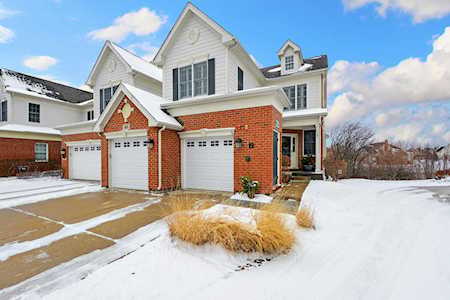 49 Harborside Way Hawthorn Woods, IL 60047