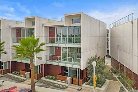 3313 Via Lido Newport Beach, CA 92663