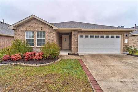 170 Birdwell Ln Buda, TX 78610