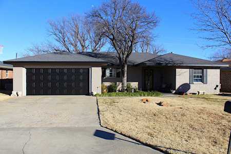 2718 N Cherokee Dr. Pampa, TX 79065