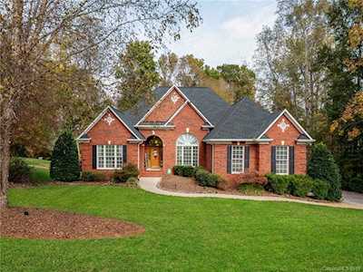 2110 Ferncliff Ln Belmont, NC 28012