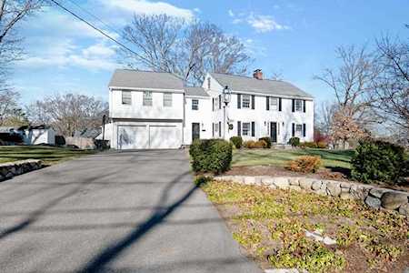 49 Paul Revere Rd Needham, MA 02494