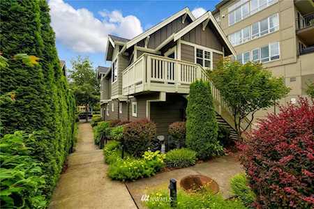 2501 NE Jared Ct Issaquah, WA 98029