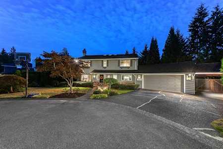 4640 Birchfeild Place West Vancouver, BC V7W 2X8
