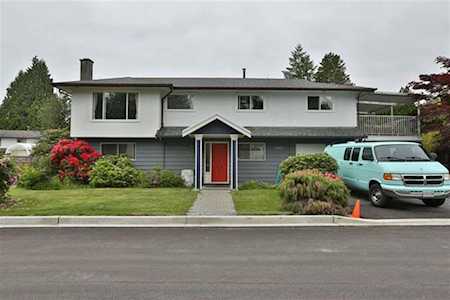 3815 Somerset Street Port Coquitlam, BC V3B 3G3