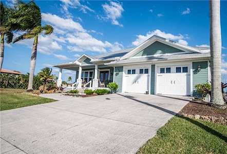 40 Colony Point Drive Punta Gorda, FL 33950