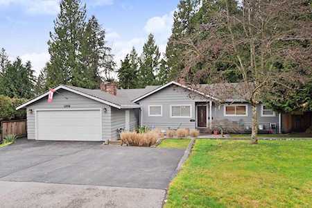 1390 Madore Avenue Coquitlam, BC V3K 3C2