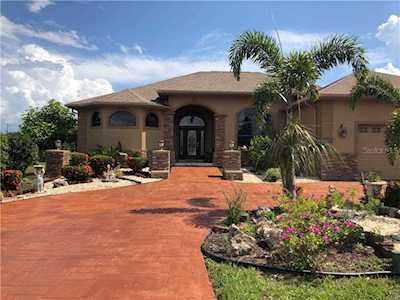 15618 Seafoam Circle Port Charlotte, FL 33981