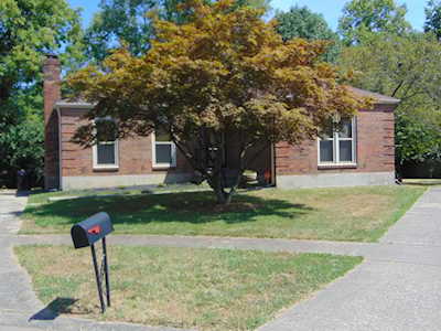 6404 Saint Thomas Ct Louisville, KY 40218