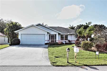 33 Mark Twain Lane Rotonda West, FL 33947
