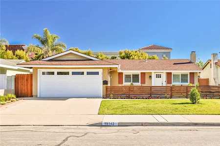 19142 Lindsay Lane Huntington Beach, CA 92646
