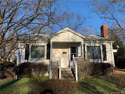 635 Salisbury Rd Statesville, NC 28677