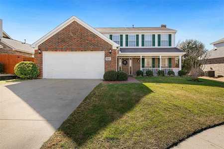 5404 Crater Lake Drive Fort Worth, TX 76137
