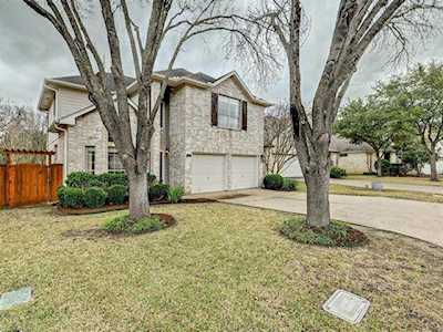 6811 Telluride Trl Austin, TX 78749