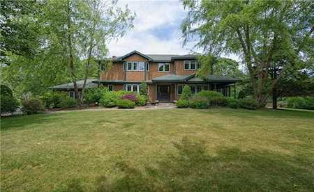 381 Bittersweet Farm WY South Kingstown, RI 02879