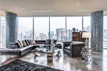 2430 Victory Park Lane #2009 Dallas, TX 75219