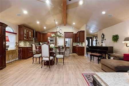20421 Seven Seas Lane Huntington Beach, CA 92646